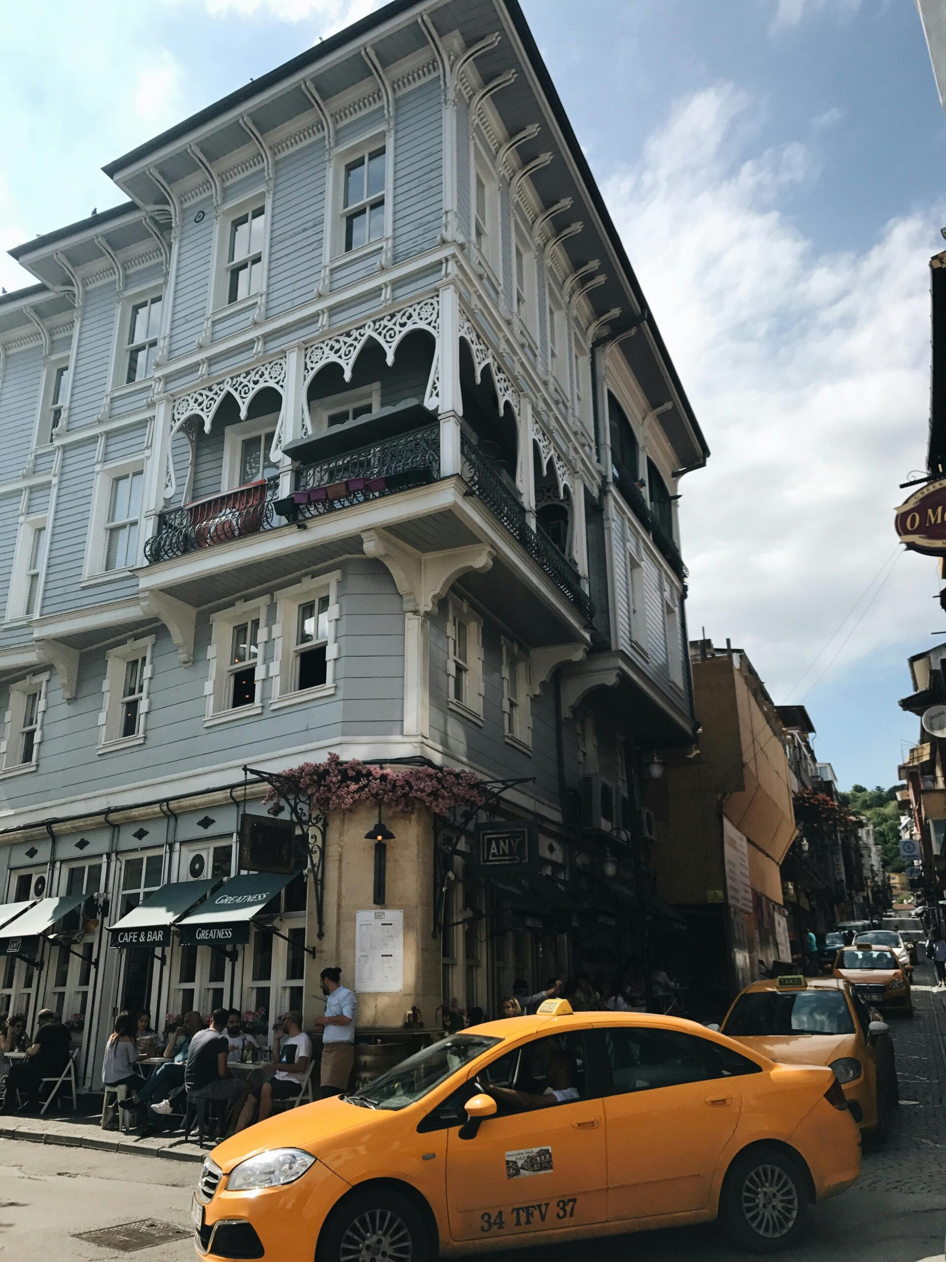 pexels marta dzedyshko 1042863 2067579